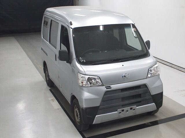 5223 Daihatsu Hijet van S321V 2018 г. (JU Chiba)